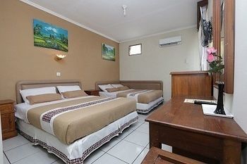 Mataram Hotel Yogyakarta Bagian luar foto